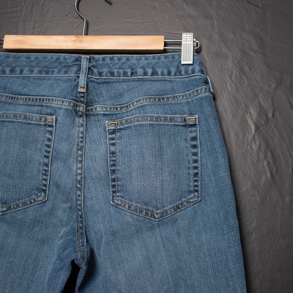 Women's Eddie Bauer Curvy Slim Straight Jeans sz 2 - Picture 2 of 8